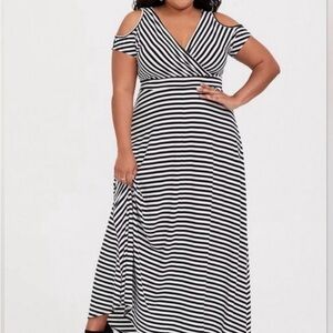 NWT Torrid Black and White Striped Cold Shoulder Maxi Dress